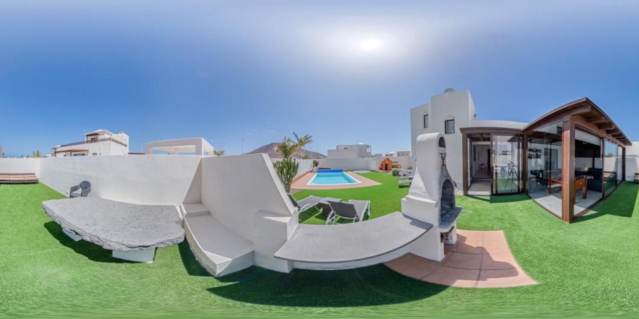 Villa Lanzarote Deluxe & Spa Pool Playa Blanca  Bagian luar foto
